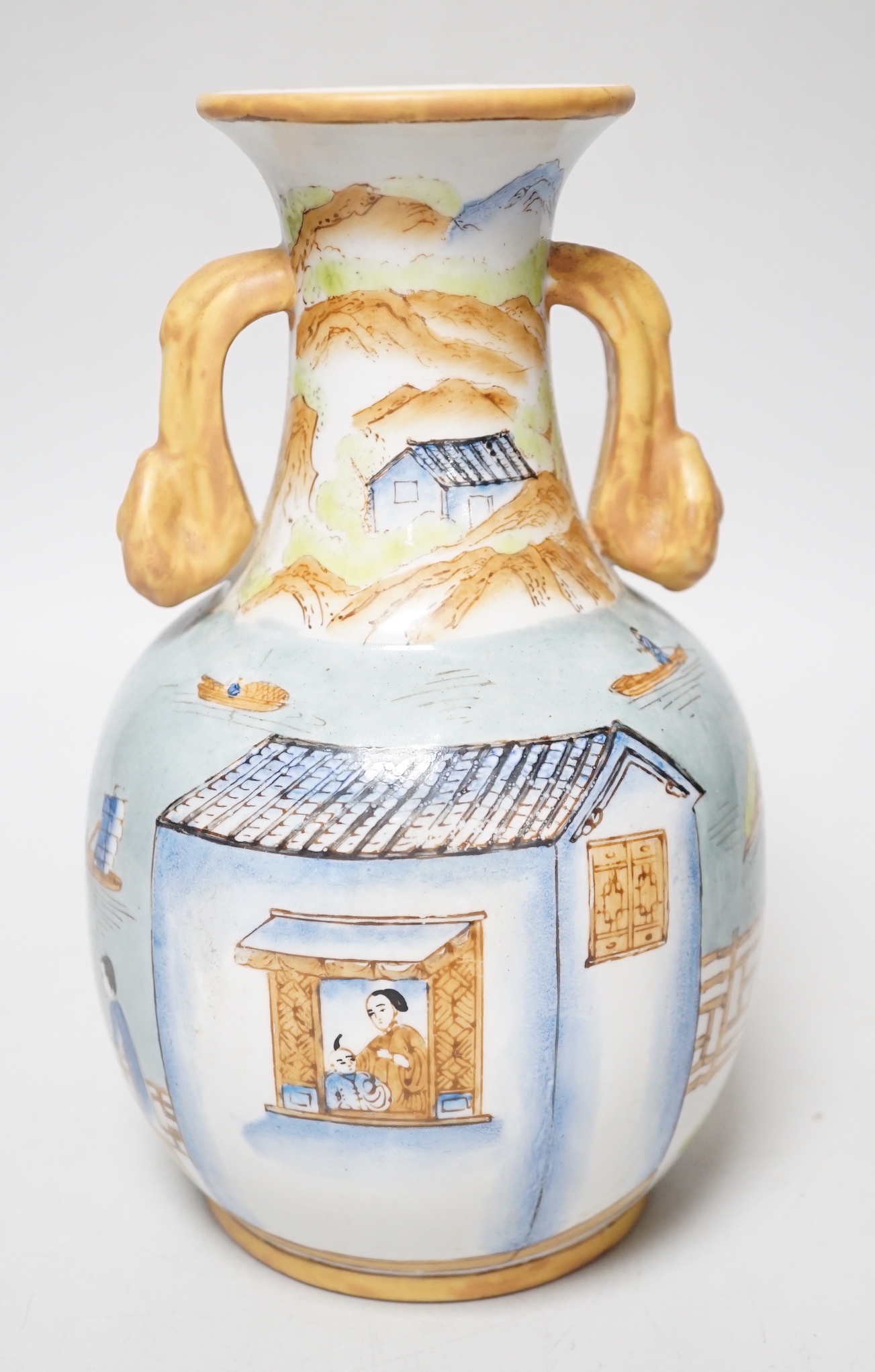 A Chinese enamelled porcelain vase, 23cm high